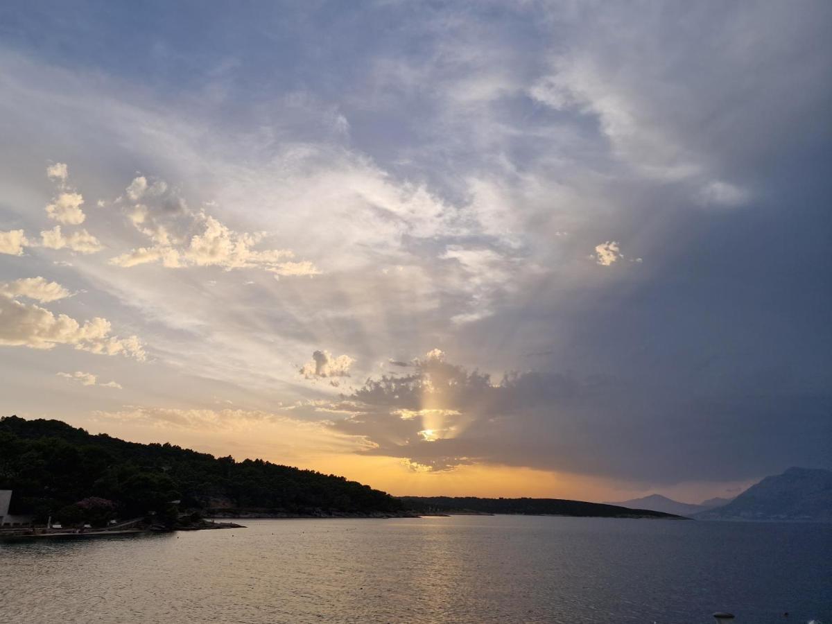 Apartmán Mala Oaza Mira Povlja  Exteriér fotografie